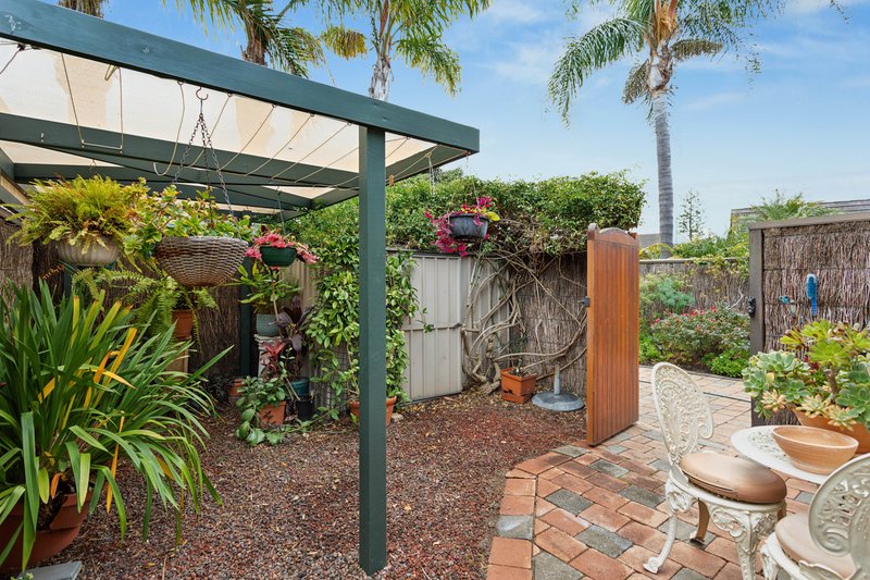 Photo - 3/11 Martin Court, West Lakes SA 5021 - Image 16