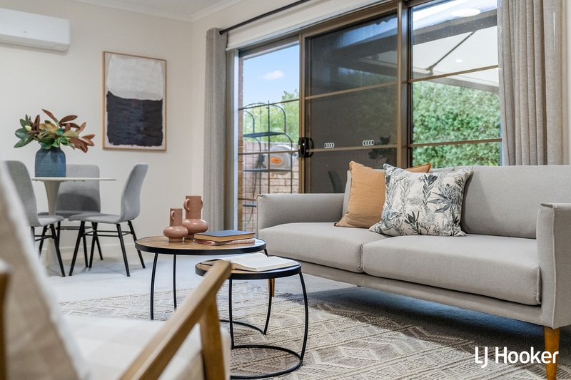 Photo - 3/11 Mathieson Crescent, Weetangera ACT 2614 - Image 3