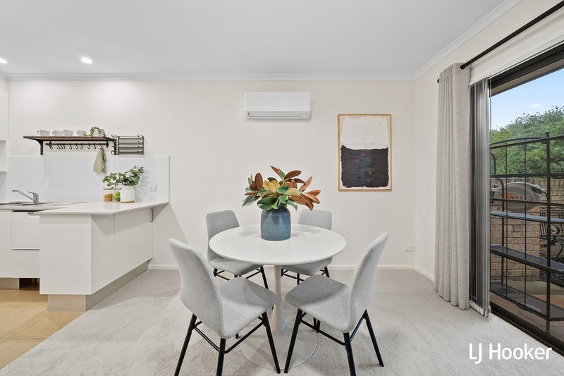 Photo - 3/11 Mathieson Crescent, Weetangera ACT 2614 - Image 4
