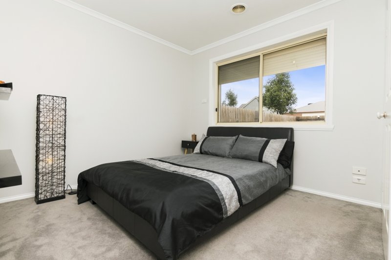 Photo - 311 Morris Road, Hoppers Crossing VIC 3029 - Image 10