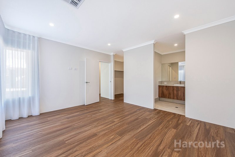 Photo - 3/11 Murray Crescent, Halls Head WA 6210 - Image 10
