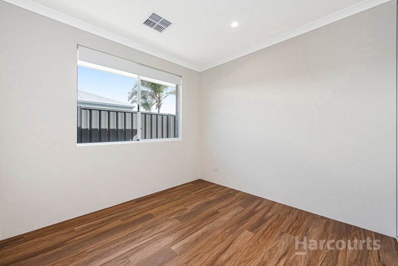 Photo - 3/11 Murray Crescent, Halls Head WA 6210 - Image 12