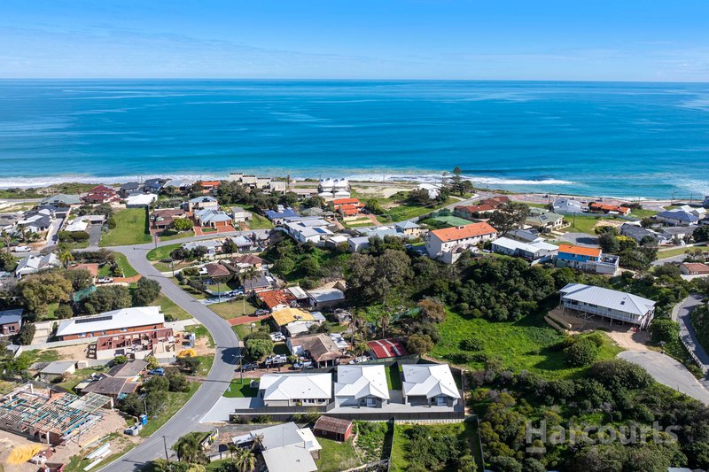 Photo - 3/11 Murray Crescent, Halls Head WA 6210 - Image 28