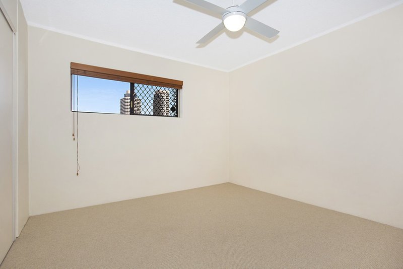 Photo - 3/11 Old Burleigh Road, Surfers Paradise QLD 4217 - Image 5