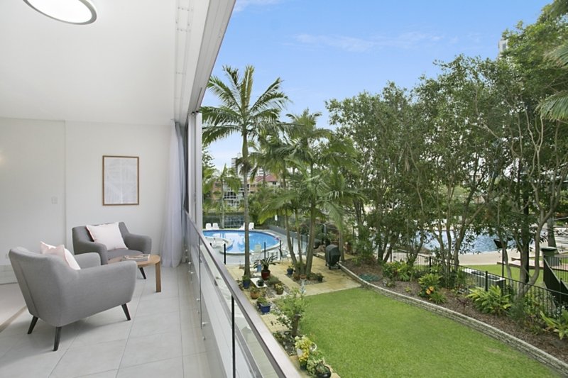 3/11 Paradise Island, Surfers Paradise QLD 4217