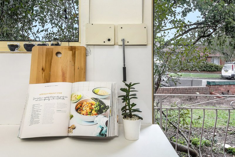 Photo - 3/11 Parry Avenue, Narwee NSW 2209 - Image 2