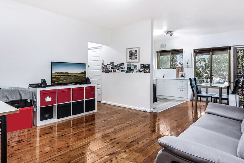 Photo - 3/11 Parry Avenue, Narwee NSW 2209 - Image 6