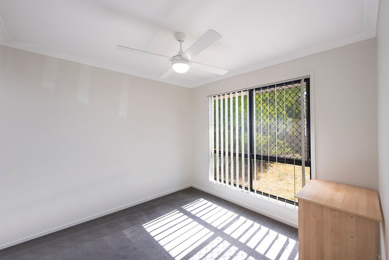 Photo - 3/11 Spruce Street, Loganlea QLD 4131 - Image 9