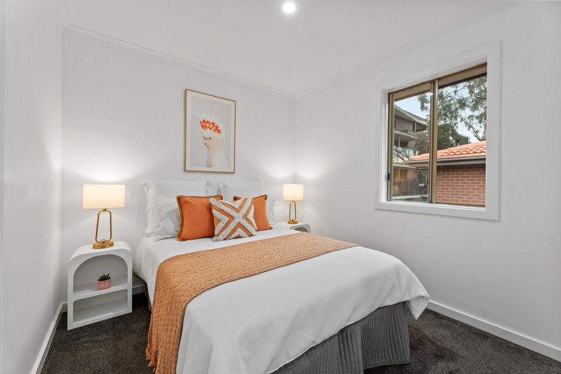 Photo - 3/11 Station Street, Blackburn VIC 3130 - Image 8