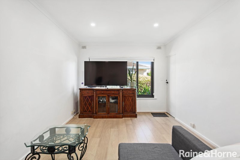 Photo - 3/11 Sturdee Street, Broadview SA 5083 - Image 8