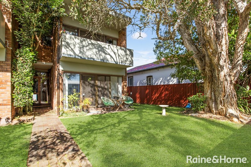3/11 Young Street, Georgetown NSW 2298