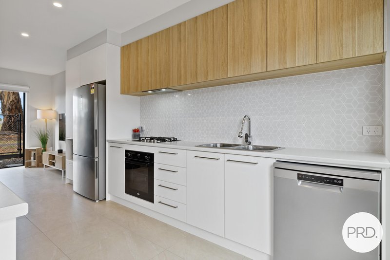 Photo - 31/10 Margules Crescent, Taylor ACT 2913 - Image 4