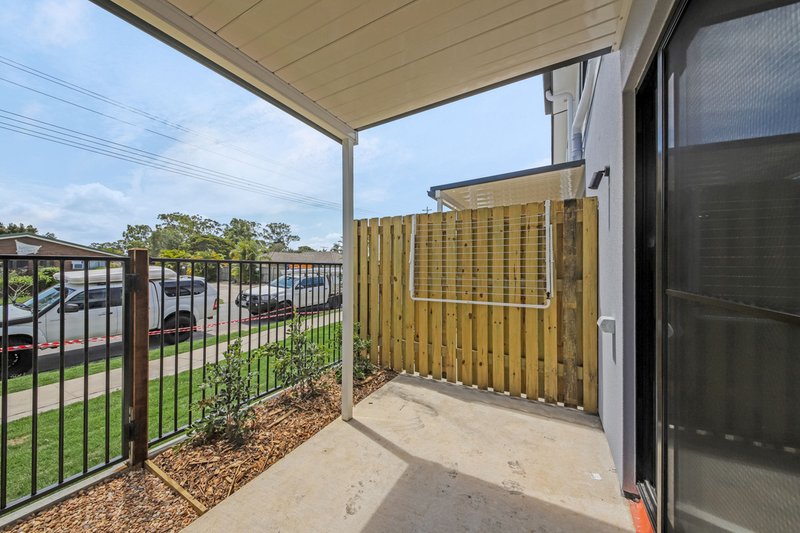 Photo - 31/11-15 Joyce Street, Burpengary QLD 4505 - Image 8