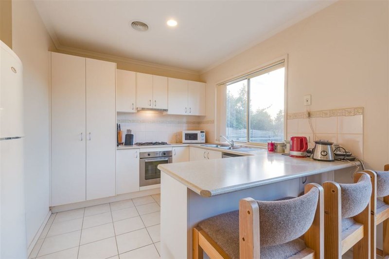 Photo - 3/111 Centre Road, Langwarrin VIC 3910 - Image 4