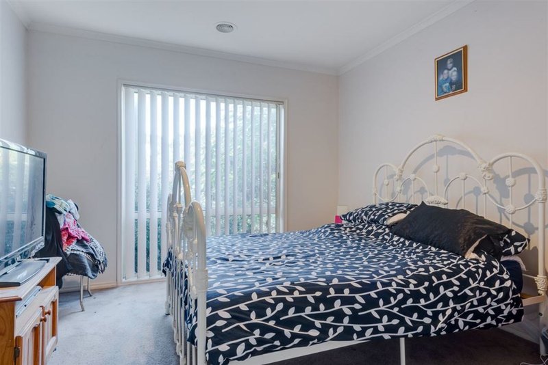 Photo - 3/111 Centre Road, Langwarrin VIC 3910 - Image 6