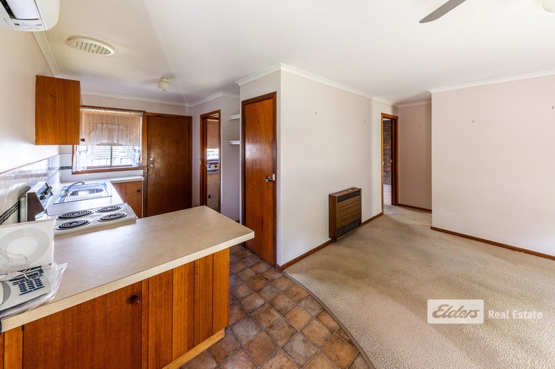 Photo - 3/111 Day Street, Bairnsdale VIC 3875 - Image 3