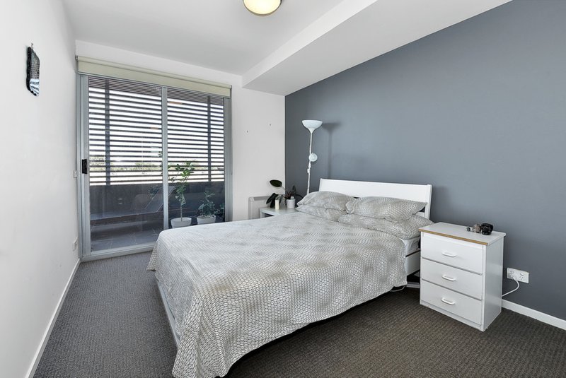 Photo - 311/19 Pentridge Boulevard, Coburg VIC 3058 - Image 4