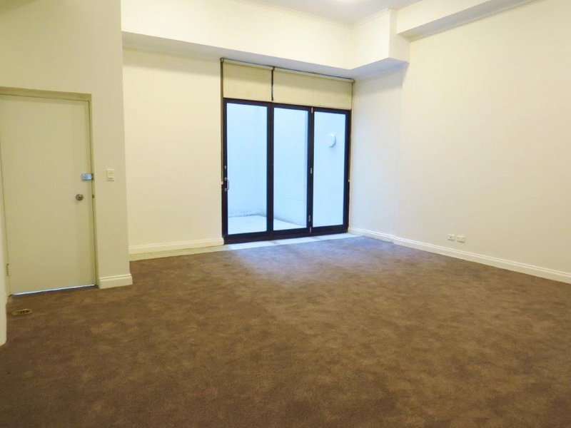 Photo - 3/112-116 Campbell Parade, Bondi Beach NSW 2026 - Image 2