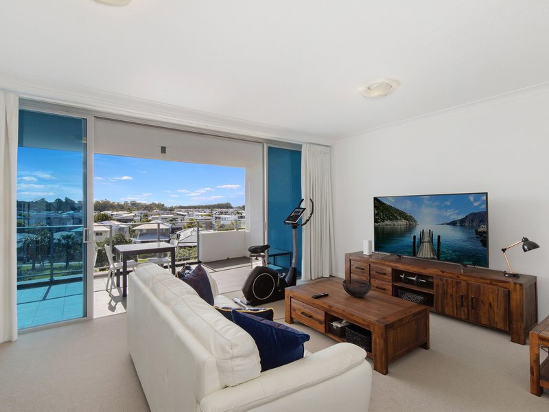 Photo - 311/2 East Quay Drive, Biggera Waters QLD 4216 - Image 3