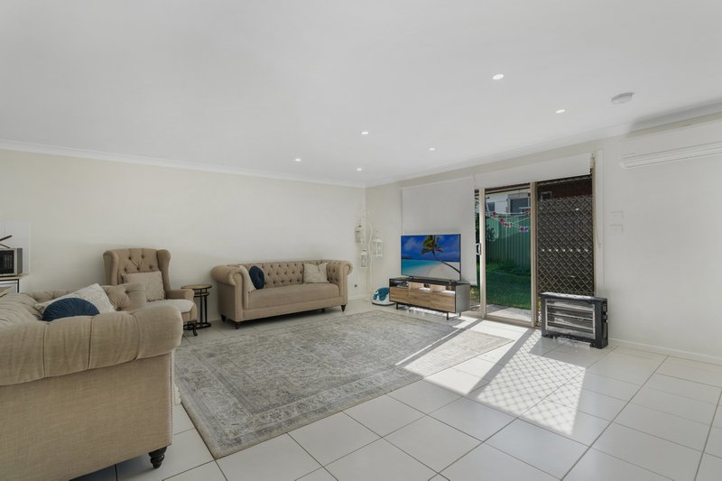 Photo - 3/112 Fairfield Road, Guildford West NSW 2161 - Image 3