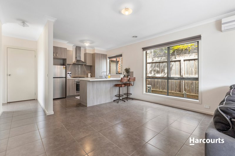 Photo - 3/112 Vines Road, Hamlyn Heights VIC 3215 - Image 3