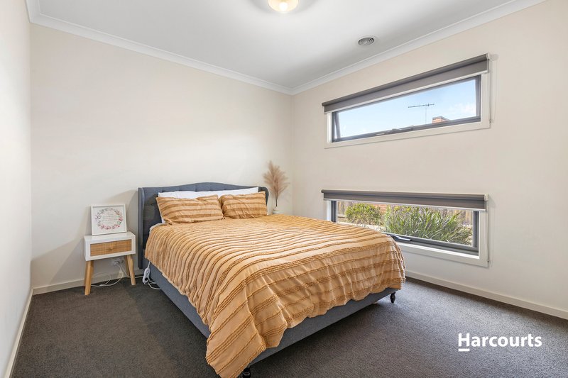 Photo - 3/112 Vines Road, Hamlyn Heights VIC 3215 - Image 5