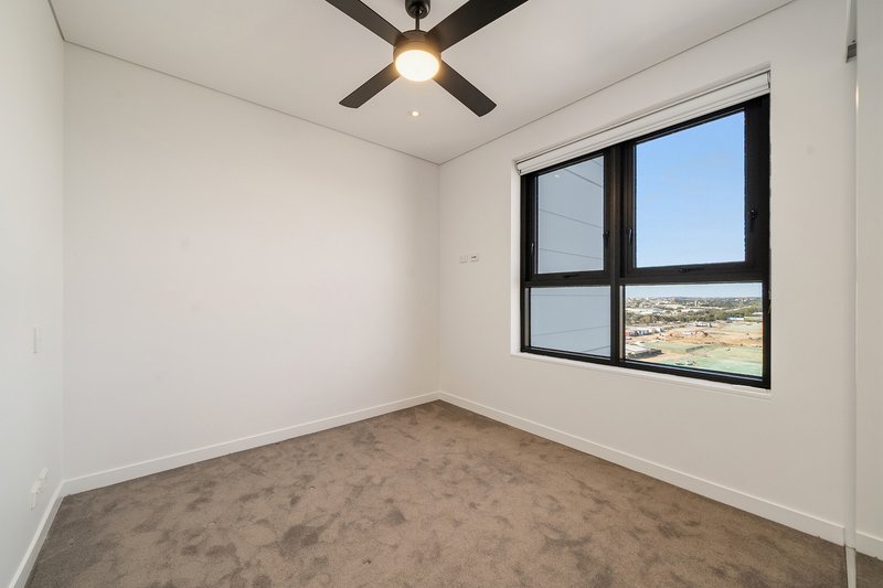 Photo - 3112/37 Finnegan Street, Hamilton QLD 4007 - Image 11