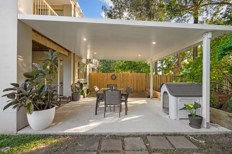 Photo - 3/113-115 Arundel Drive, Arundel QLD 4214 - Image 2