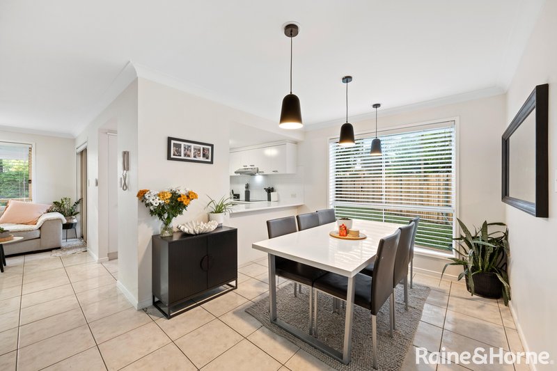 Photo - 3/113-115 Arundel Drive, Arundel QLD 4214 - Image 3