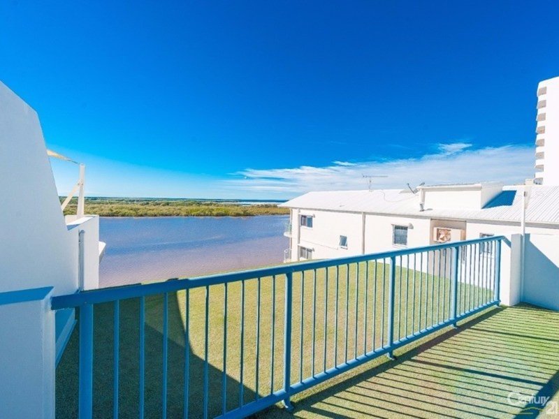 Photo - 31/132-136 Duporth Avenue, Maroochydore QLD 4558 - Image 2