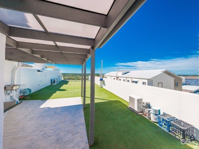 Photo - 31/132-136 Duporth Avenue, Maroochydore QLD 4558 - Image 9