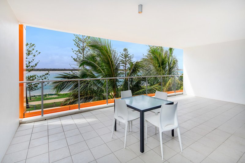 Photo - 311/430 Marine Parade, Biggera Waters QLD 4216 - Image 12