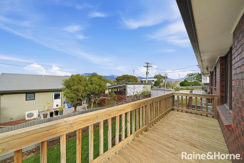 Photo - 3/115 Derwent Avenue, Lindisfarne TAS 7015 - Image 14