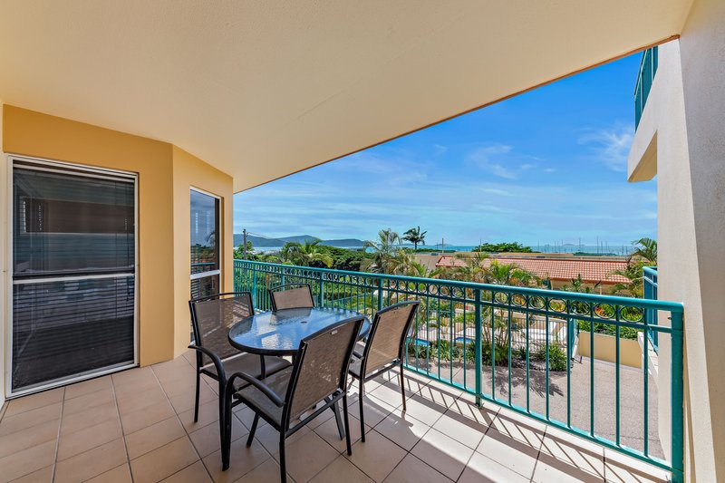 Photo - 3/115 Shingley Drive, Airlie Beach QLD 4802 - Image 3