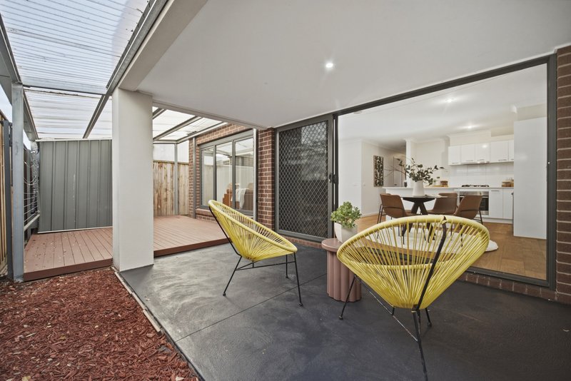 Photo - 31/17 Golden Elm Way, Lyndhurst VIC 3975 - Image 9