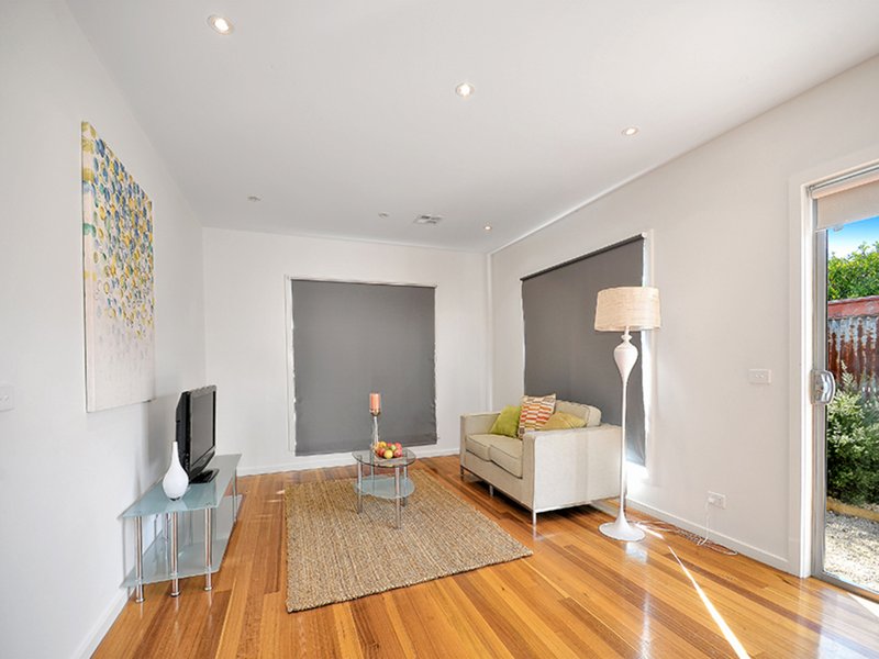 Photo - 3/117 Moreland Road, Coburg VIC 3058 - Image 2