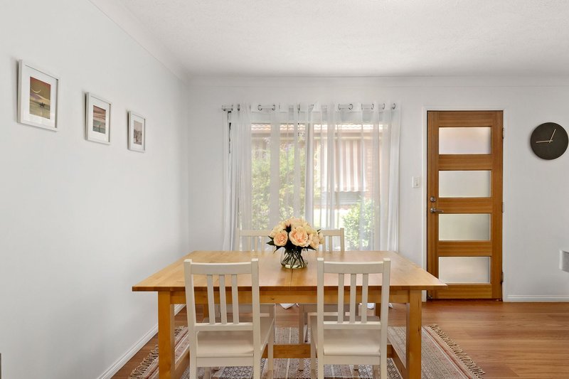 Photo - 31/172 Barrier Reef Drive, Mermaid Waters QLD 4218 - Image 3