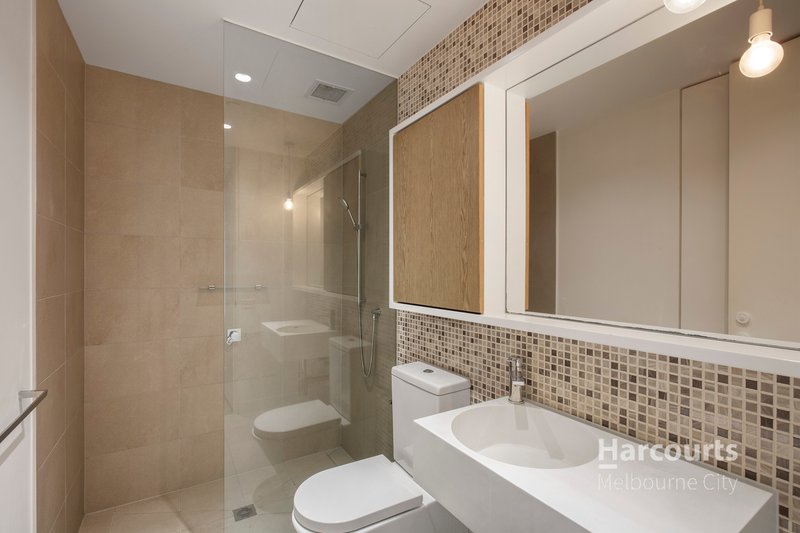 Photo - 311/74 Queens Road, Melbourne VIC 3004 - Image 6