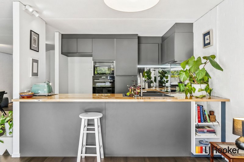 Photo - 31/18 Currie Crescent, Kingston ACT 2604 - Image 3