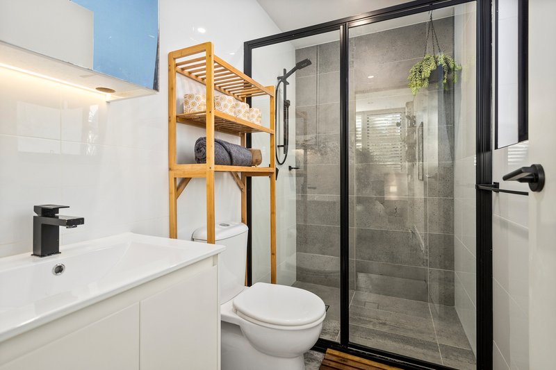 Photo - 3/118 Gladstone Avenue, Coniston NSW 2500 - Image 10