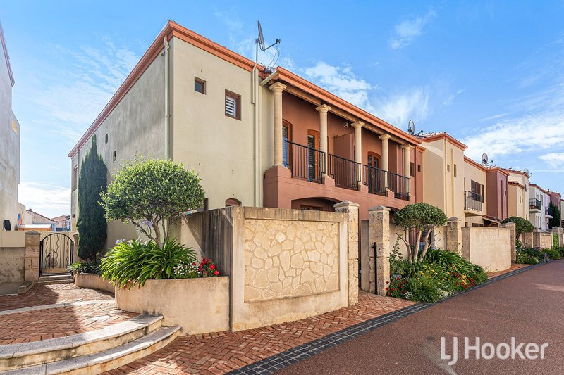 Photo - 31/18 Port Quays , Wannanup WA 6210 - Image 12