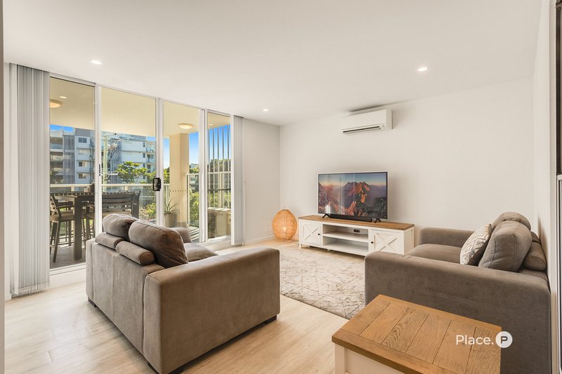 Photo - 311/81 Sutton Street, Redcliffe QLD 4020 - Image 4