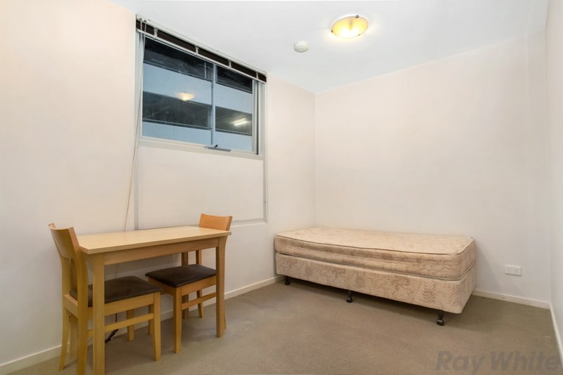 Photo - 3118/488 Swanston , Carlton VIC 3053 - Image 2