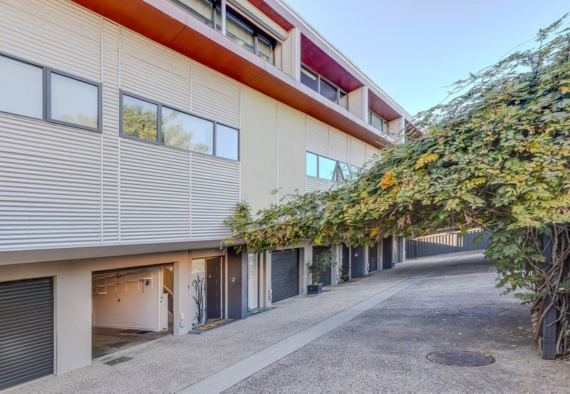 Photo - 3/119 Melbourne Street, North Adelaide SA 5006 - Image 11