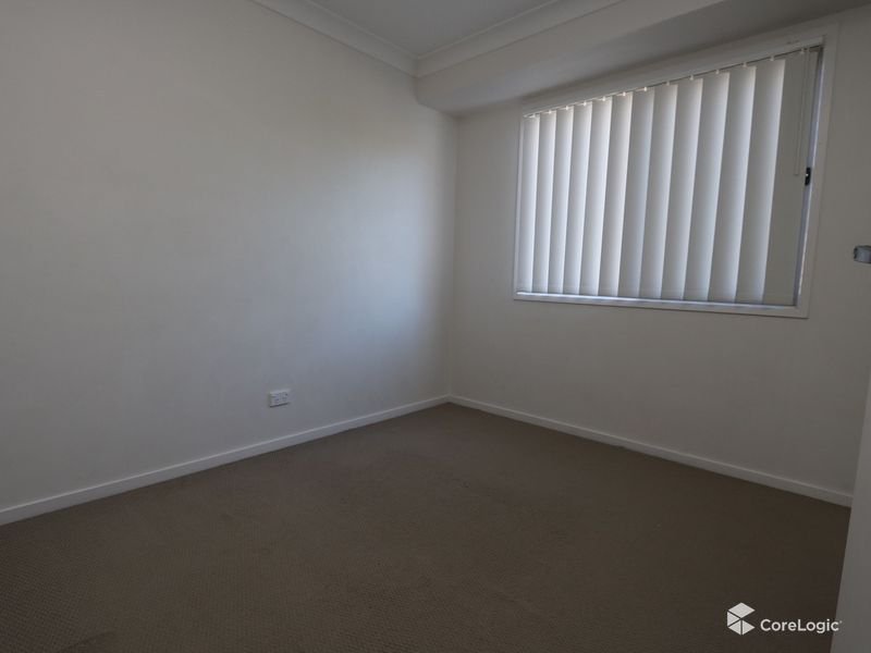 Photo - 3/12-14 Juers Street, Kingston QLD 4114 - Image 11