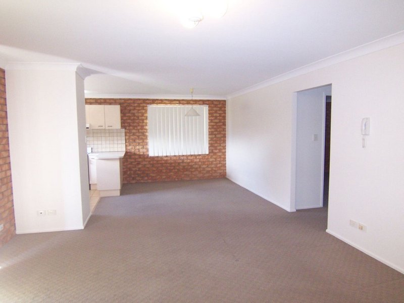 Photo - 3/12 Bassano Street, Geebung QLD 4034 - Image 2