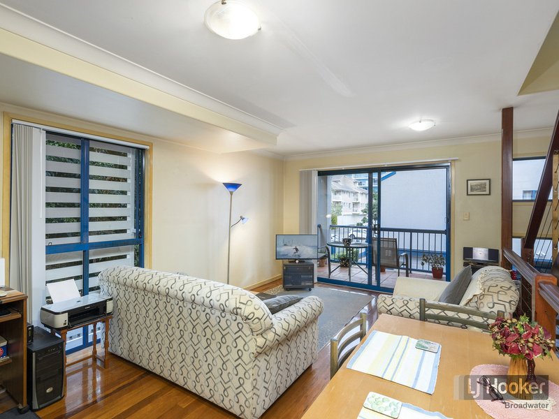 Photo - 3/12 Brighton Street, Biggera Waters QLD 4216 - Image 5