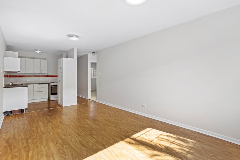 Photo - 3/12 Cooma Street, Clayfield QLD 4011 - Image 1