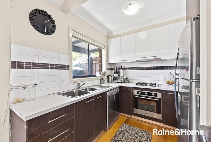 Photo - 3/12 Emily Street, St Albans VIC 3021 - Image 2