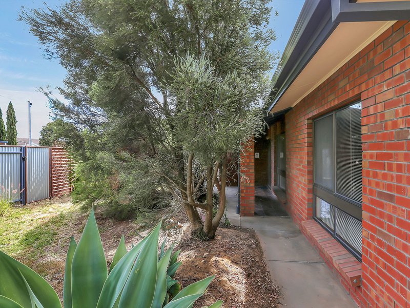 Photo - 3/12 Finchley Street, Clovelly Park SA 5042 - Image 2